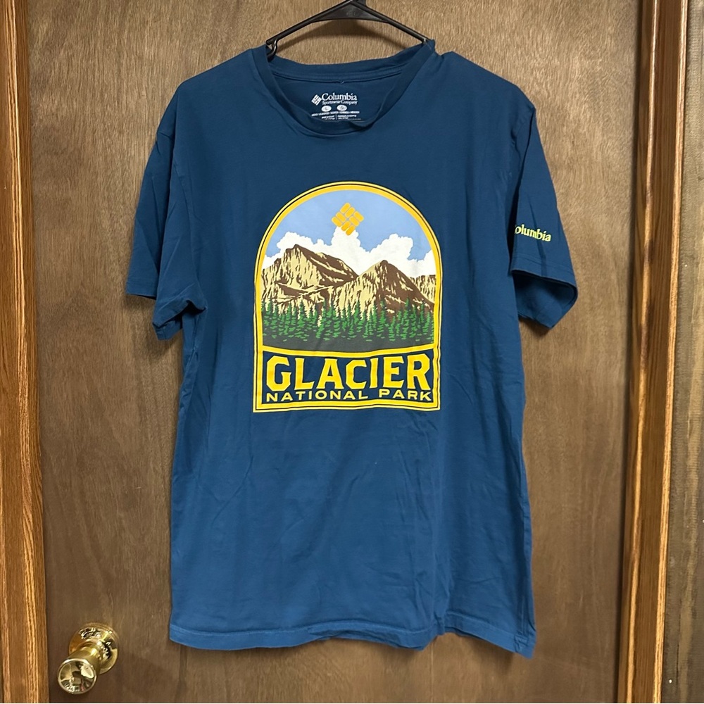 Columbia Short Sleeve Shirt Glacier National Park Large